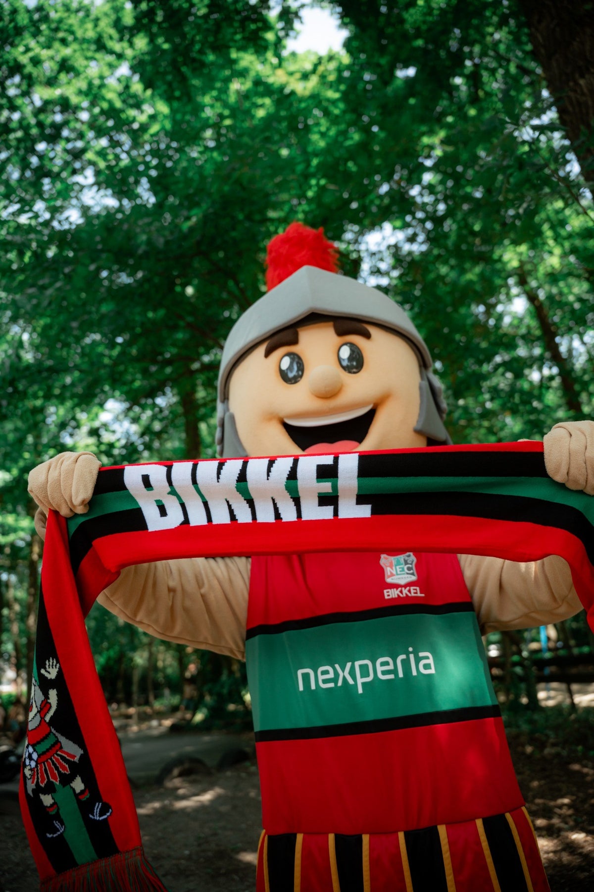 N.E.C. Sjaal Bikkel (150 cm)