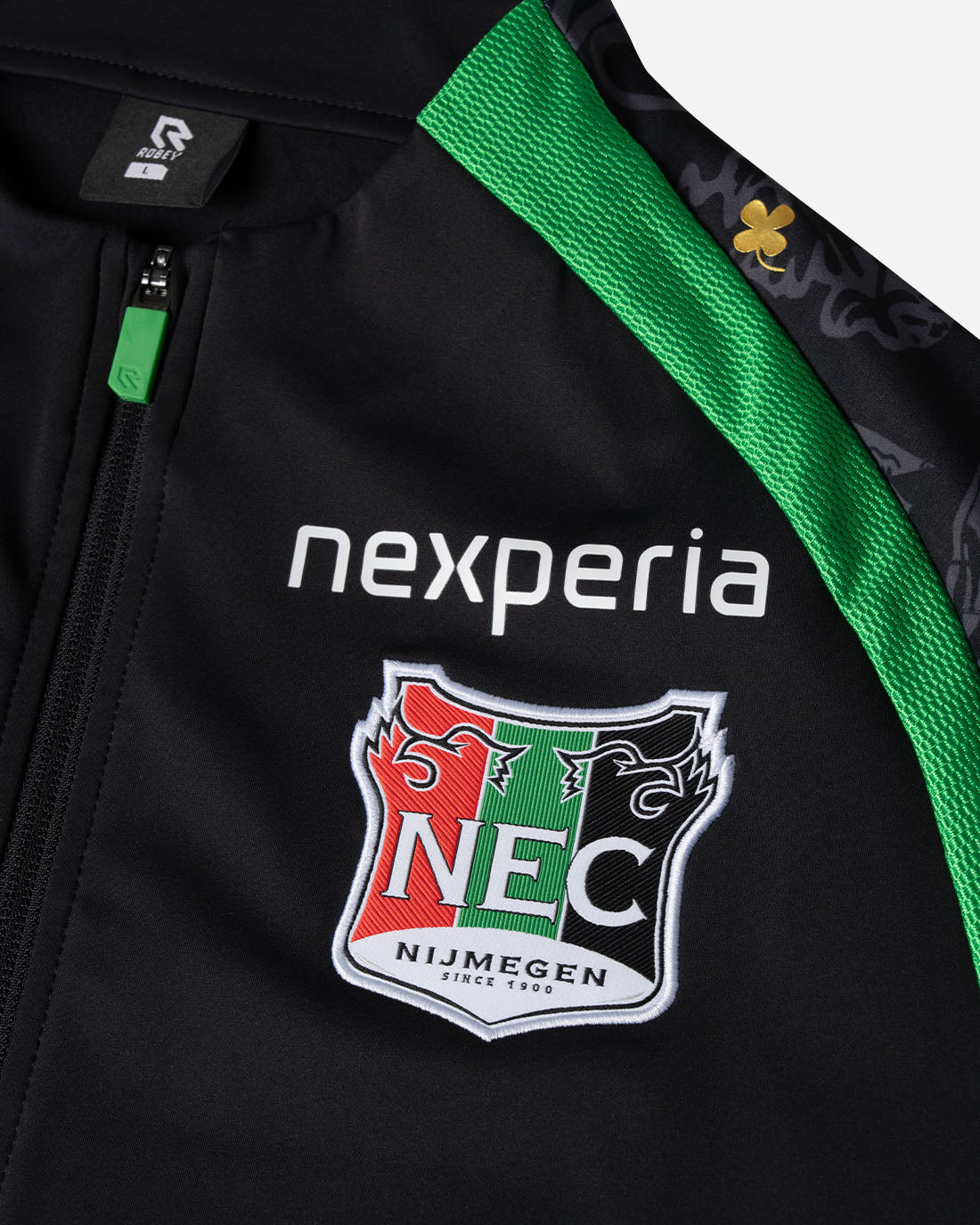 N.E.C. Warming-up top 26-27