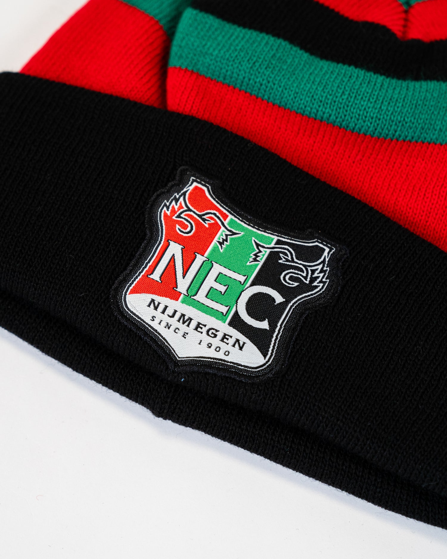 NEC Beanie striped senior