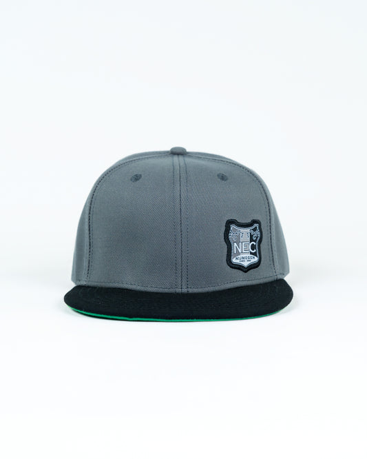 N.E.C. Snapback grijs