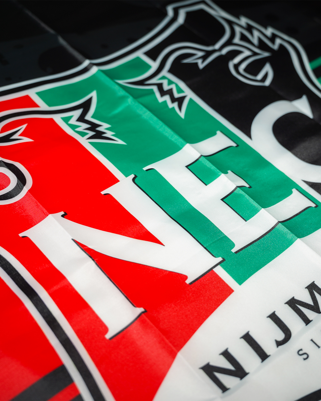 N.E.C. Vlag 'Club uit de benedenstad 25-26'